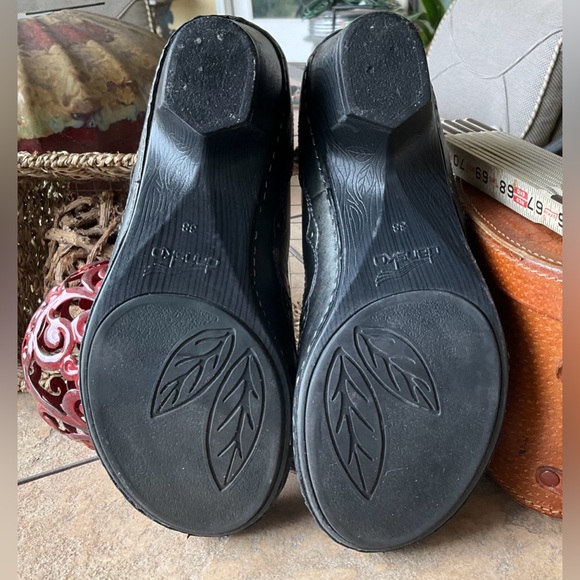 Dansko ‘Nevin’ Heel Clog - Picture 7 of 14